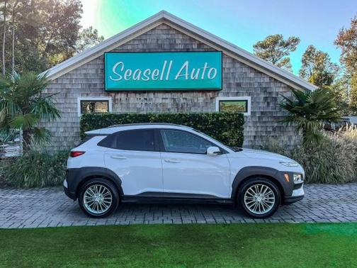 2021 Hyundai KONA SEL