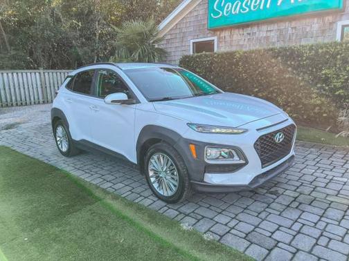 2021 Hyundai KONA SEL