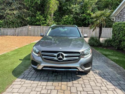 Selenite Grey Metallic 2016 Mercedes-Benz GLC 300 Base