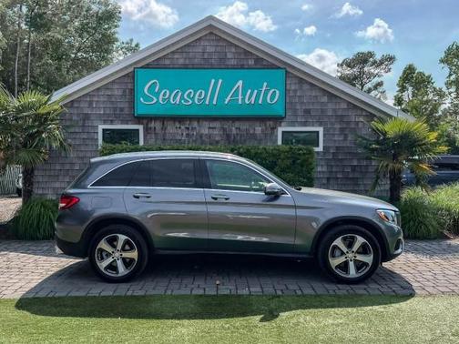 Selenite Grey Metallic 2016 Mercedes-Benz GLC 300 Base