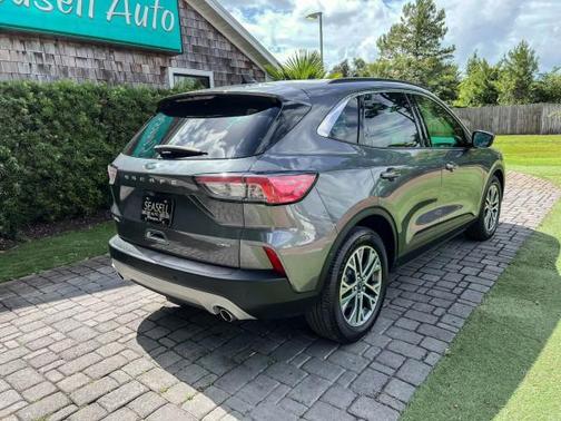 Carbonized Gray Metallic 2021 Ford Escape SEL