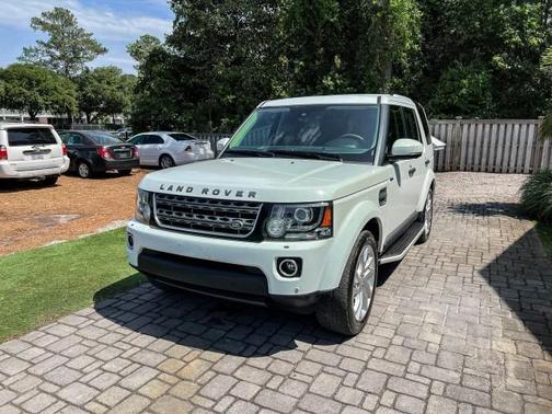 Fuji White 2016 Land Rover LR4 Base