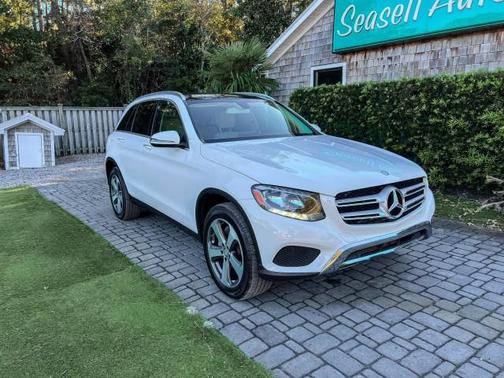 2016 Mercedes-Benz GLC 300 Base