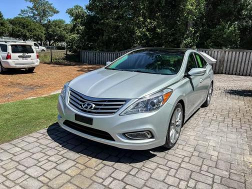 Starlight Silver 2014 Hyundai Azera Limited
