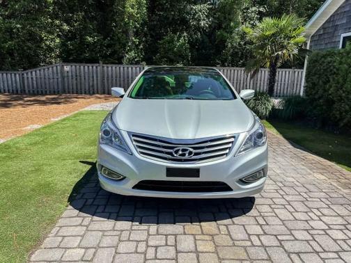 Starlight Silver 2014 Hyundai Azera Limited