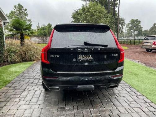 2017 Volvo XC90 T6 R-Design