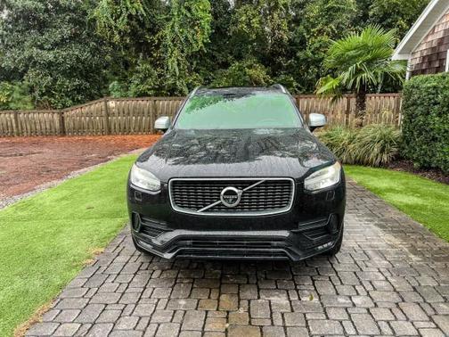 2017 Volvo XC90 T6 R-Design