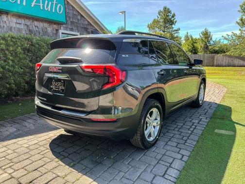 Graphite Gray Metallic 2018 GMC Terrain SLE