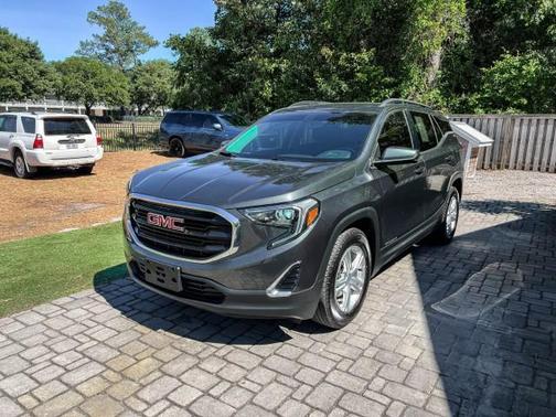 Graphite Gray Metallic 2018 GMC Terrain SLE