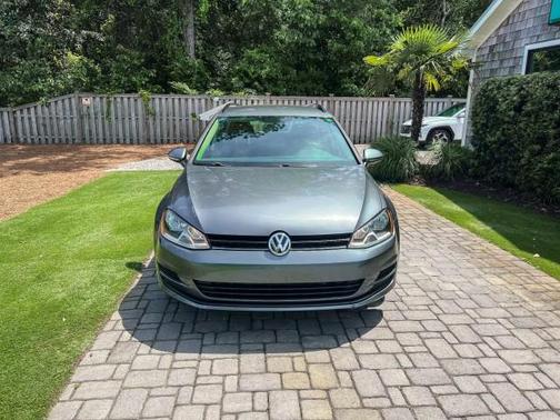 2016 Volkswagen Golf SportWagen TSI S 4-Door