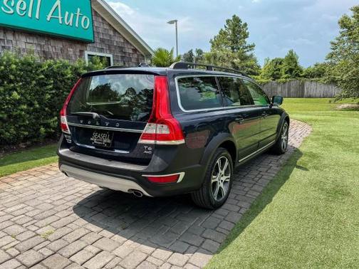 2015 Volvo XC70 T6