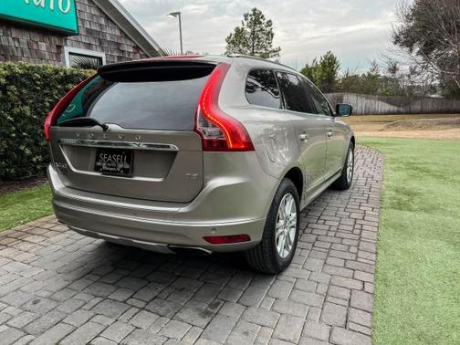 2016 Volvo XC60 T5 Drive-E Premier