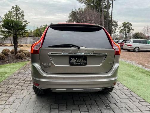 2016 Volvo XC60 T5 Drive-E Premier