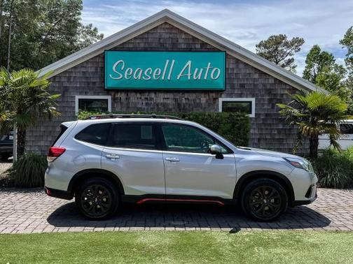 Ice Silver Metallic 2022 Subaru Forester Sport