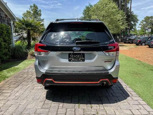Ice Silver Metallic 2022 Subaru Forester Sport