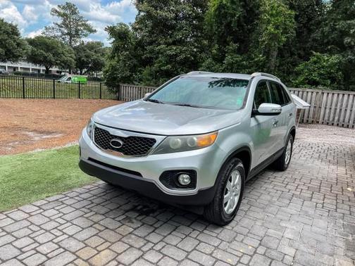Bright Silver 2011 Kia Sorento LX