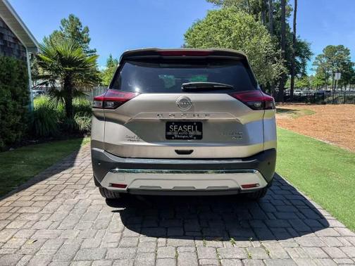 Champagne Silver Metallic 2023 Nissan Rogue Platinum
