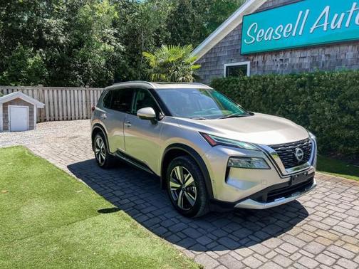 Champagne Silver Metallic 2023 Nissan Rogue Platinum