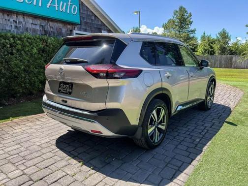 Champagne Silver Metallic 2023 Nissan Rogue Platinum