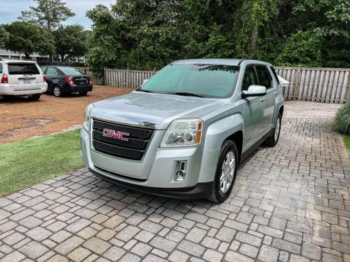 Quicksilver Metallic 2014 GMC Terrain SLE-1