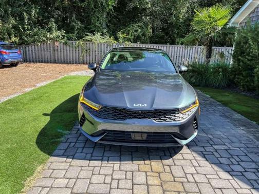 2022 Kia K5 EX