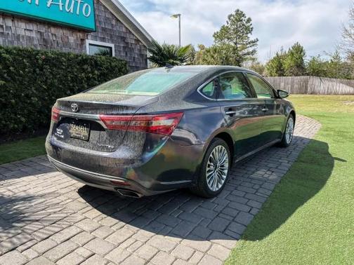 Parisian Night Pearl 2016 Toyota Avalon Limited