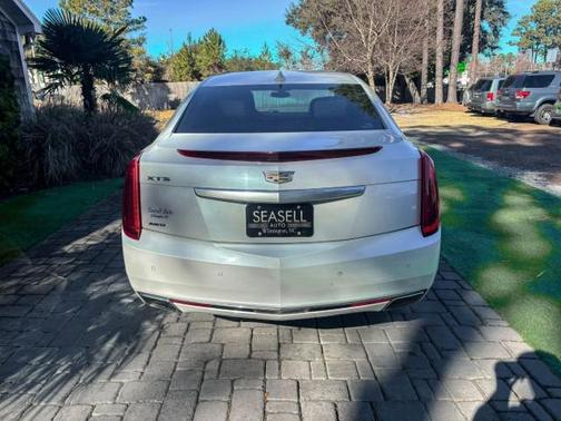 2017 Cadillac XTS Luxury