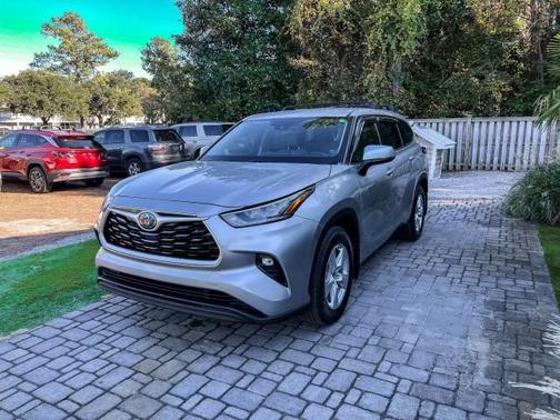 2020 Toyota Highlander Hybrid LE