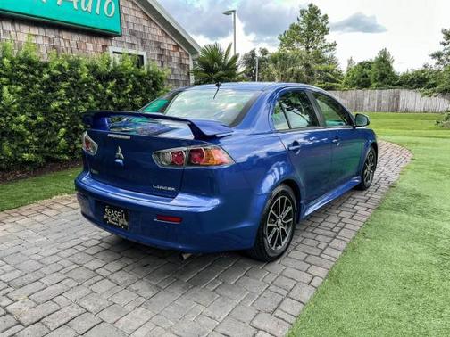2017 Mitsubishi Lancer ES