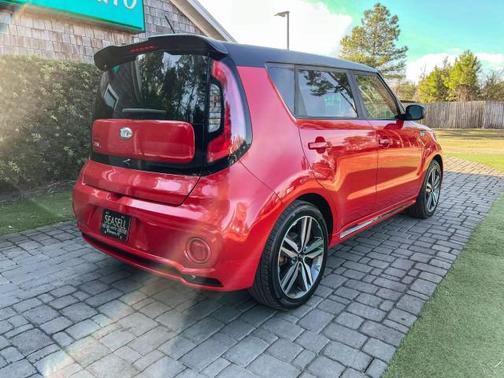 2019 Kia Soul +