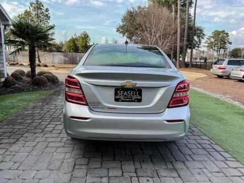 2018 Chevrolet Sonic LT