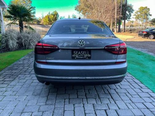 2017 Volkswagen Passat 1.8T S