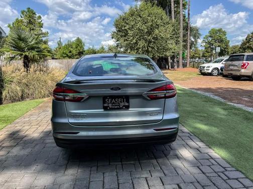 2020 Ford Fusion Hybrid Titanium