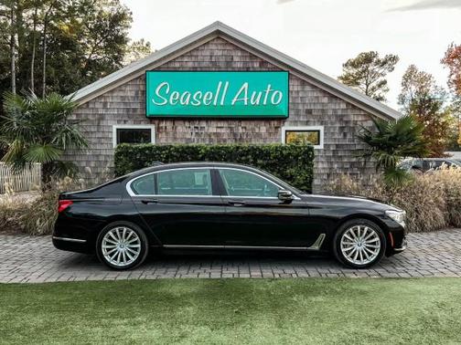2018 BMW 740 740i