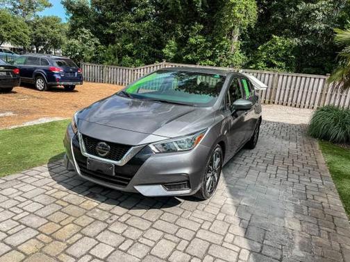 Gun Metallic 2021 Nissan Versa 1.6 SV