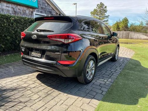 2017 Hyundai TUCSON SE Plus