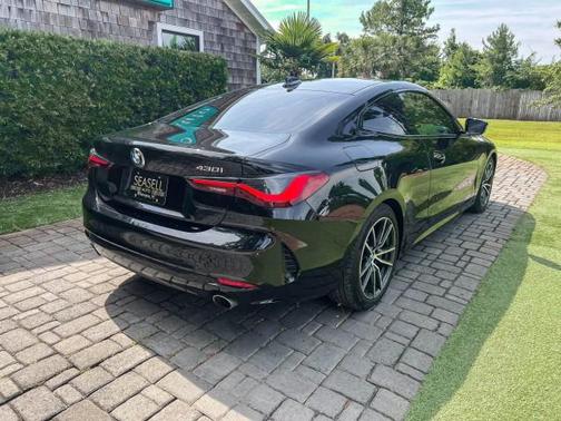 Black Sapphire Metallic 2021 BMW 430 i