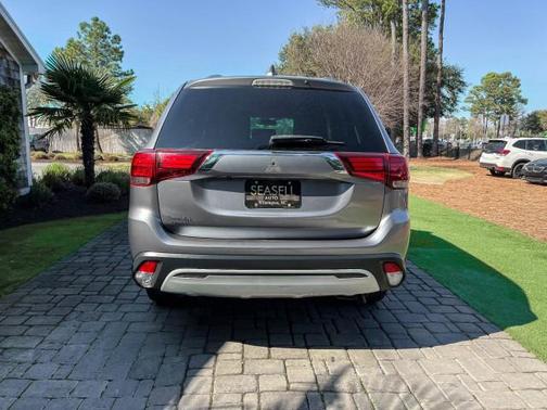 2019 Mitsubishi Outlander SE