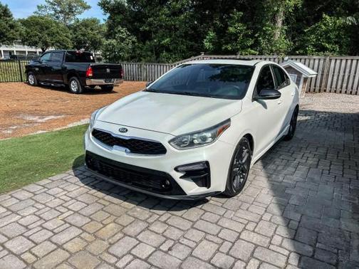 Snow White Pearl 2021 Kia Forte GT-Line