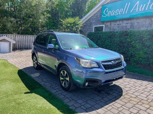 Quartz Blue Pearl 2017 Subaru Forester 2.5i Premium