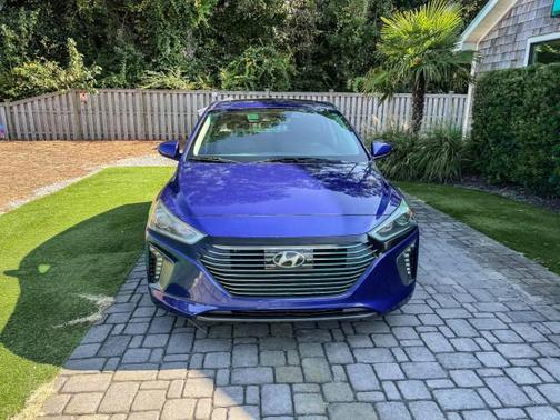 2019 Hyundai IONIQ Hybrid Limited