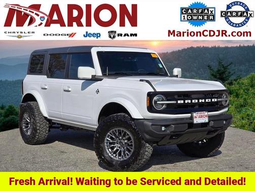 OXFORD WHITE 2025 Ford Bronco Outer Banks