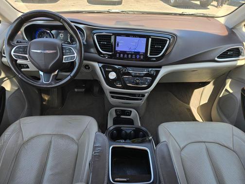 Tusk White 2017 Chrysler Pacifica Touring-L