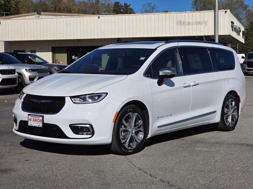 2026 Chrysler Pacifica L