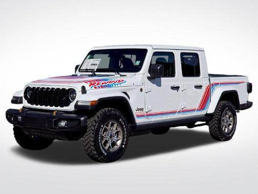 Bright White Clearcoat 2026 Jeep Gladiator Sport