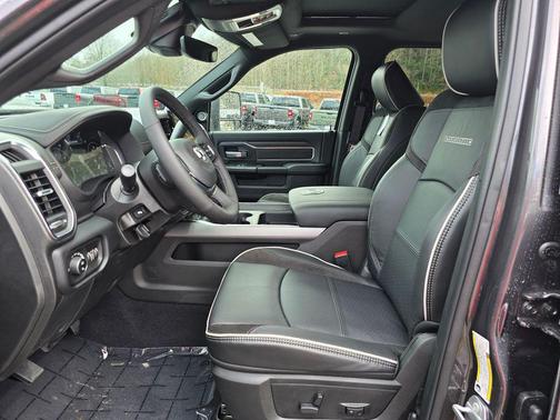 2026 RAM 2500 Laramie Crew Cab 4x4 6'4' Box