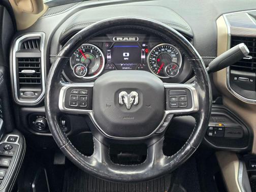 2019 RAM 3500 Laramie Crew Cab 4x4 8' Box