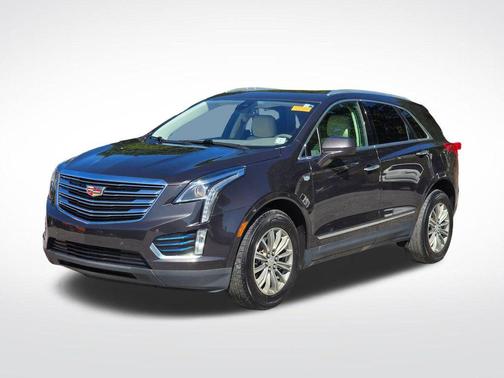 Dark Granite Metallic 2017 Cadillac XT5 Luxury