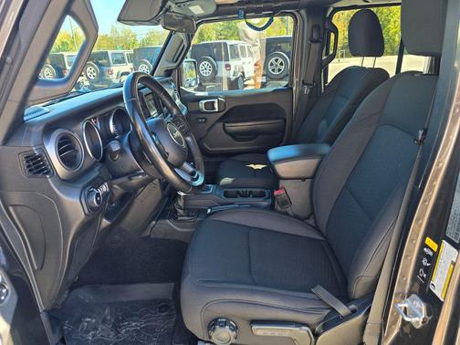 2022 Jeep Wrangler Willys