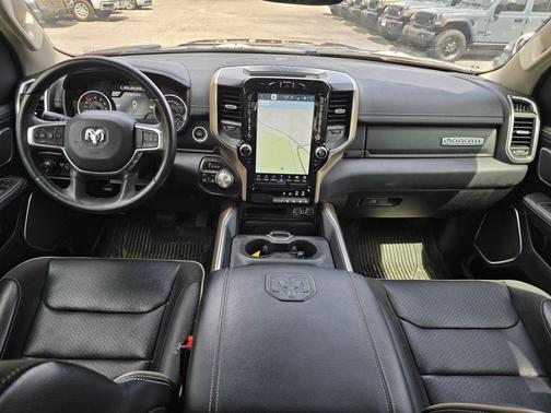 Delmonico Red Pearlcoat 2022 RAM 1500 Laramie